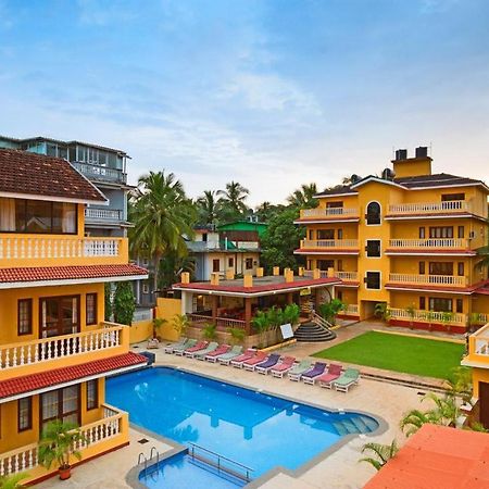 Marina Bay Beach Resort Кандолим Экстерьер фото