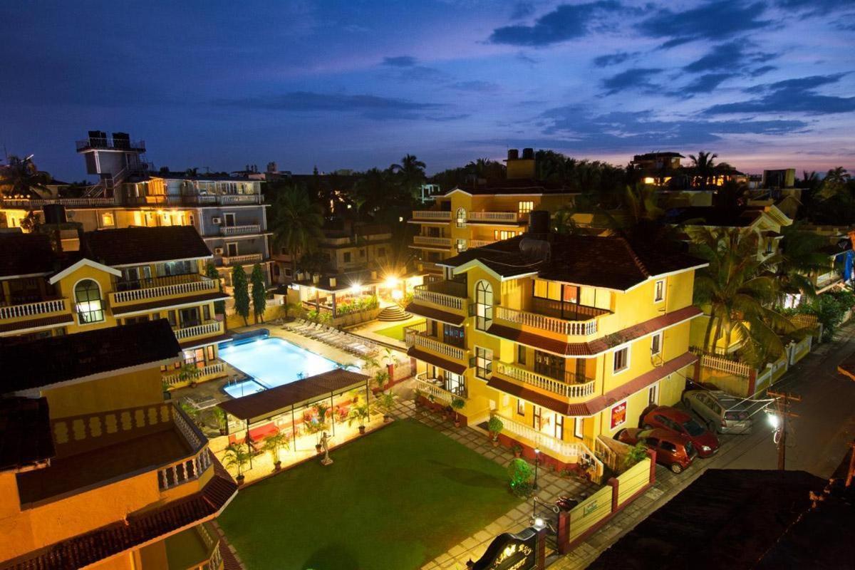 Marina Bay Beach Resort Кандолим Экстерьер фото